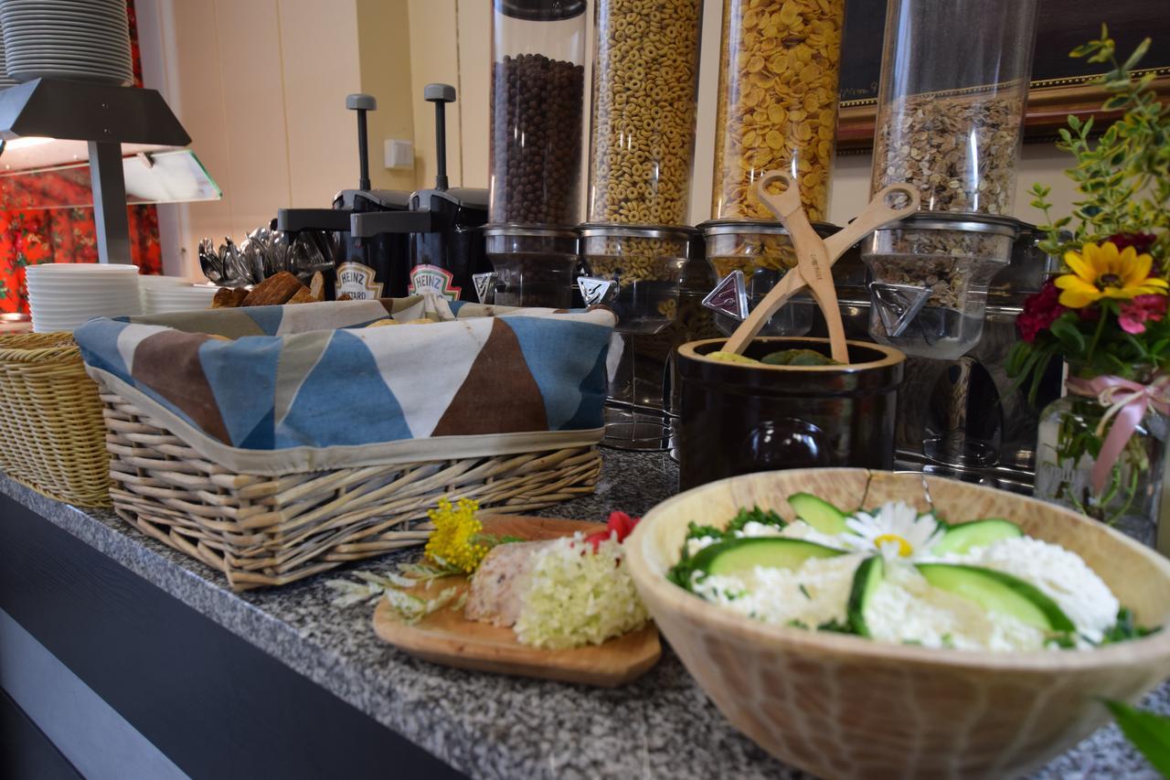 Dafne Zakopane Bed & Breakfast エクステリア 写真